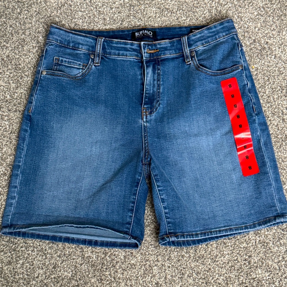BNWOT Buffalo David Bitton Blue Denim Highrise Stretch Convertible Shorts Size 8